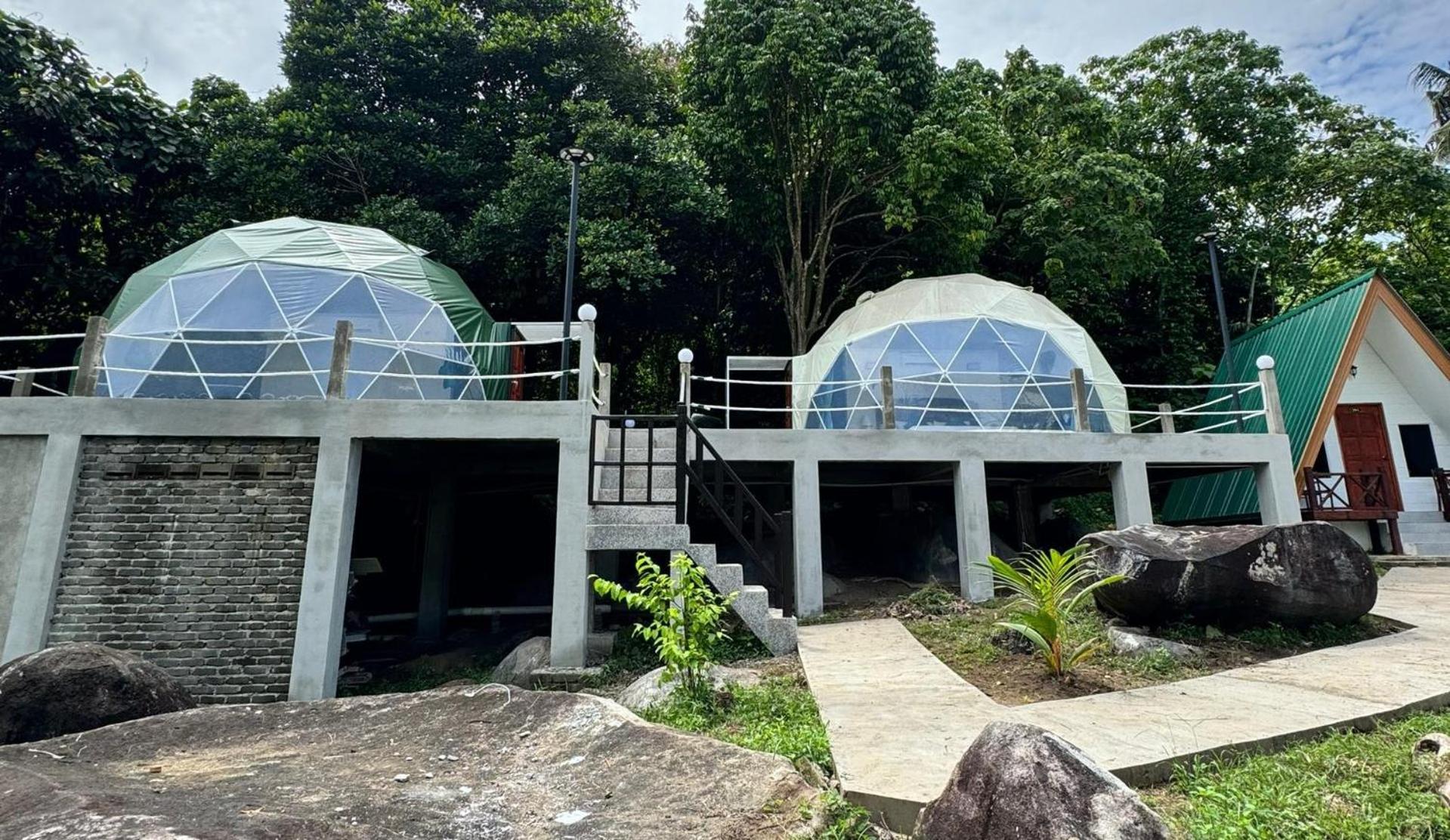 Dumba Bay Tioman Hotel Kampung Genting Ngoại thất bức ảnh